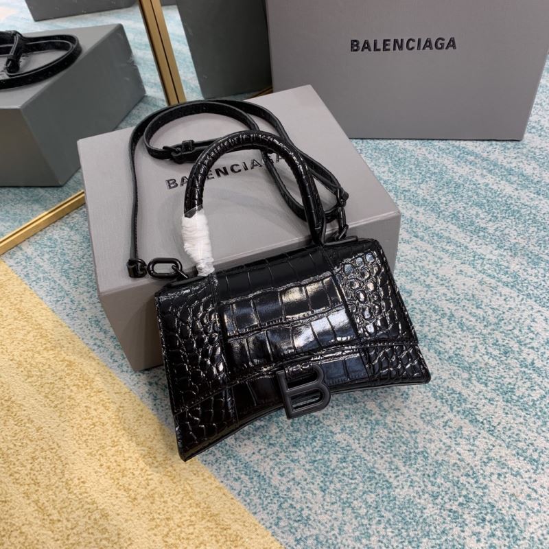 Ba*len*cia*ga hourglass bags